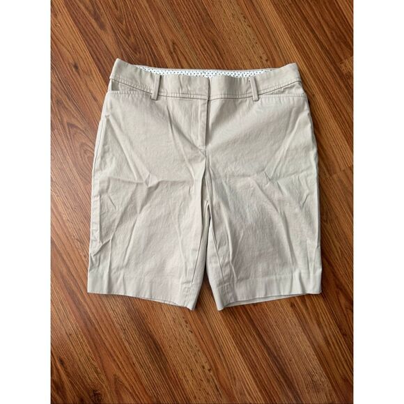 Talbots Pants - Talbots Women’s Perfect Short Cotton Blend Mid Rise Bermuda Shorts Beige Size 4P